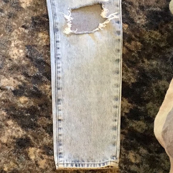 Distressed Jeans. - Picture 4 of 7
